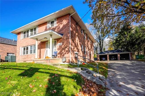 1415 E Main St, Kent, OH, 44240-4119 | Card Image