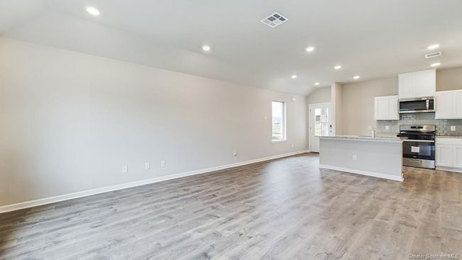 4012 N Savannah Lakes Dr, House other with 3 bedrooms, 2 bathrooms and null parking in Lake Charles LA | Image 9
