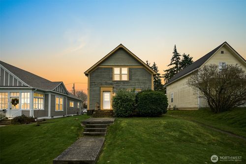 1524 Iron St, Bellingham, WA, 98225-4942 | Card Image