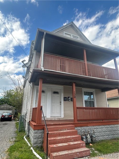 138 Austin St, Buffalo, NY, 14207-2982 | Card Image