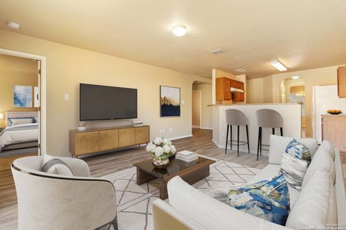 2710 Point Sur, Converse, TX, 78109-3690 | Card Image