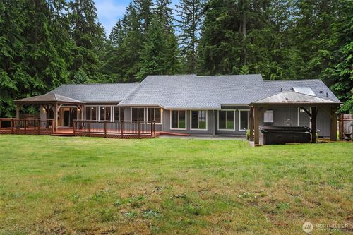 4218 229th Ave Ne, Redmond, WA, 98053-8360 | Card Image