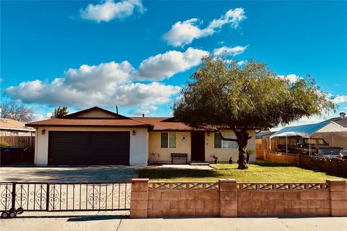 1524 S Marion Street, Tulare, CA, 93274 | Card Image