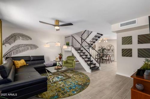 4201 N Miller Rd, Scottsdale, AZ, 85251-3616 | Card Image