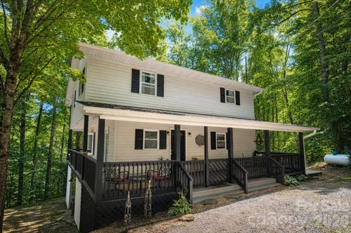 47 Caribou Ln, Burnsville, NC, 28714-4922 | Card Image