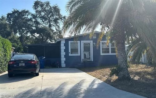 776 52nd Ave S, St Petersburg, FL, 33705-4958 | Card Image