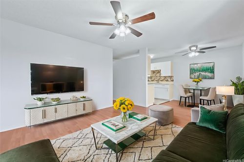 apt-x6-94-716 Paaono St, Waipahu, HI, 96797-4437 | Card Image