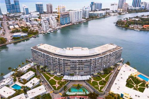 apt-604-900 Bay Dr, Miami Beach, FL, 33141-5631 | Card Image