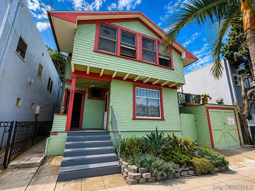 215 Spruce Street, San Diego, CA, 92103 | Card Image