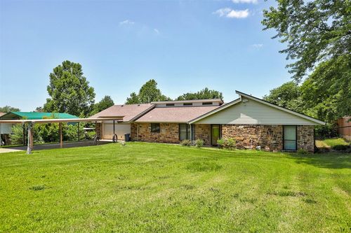 11129 E Thayer St, Midwest City, OK, 73130-3817 | Card Image