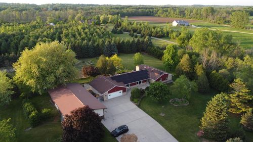 400 Knollwood Road, TRENTON, WI, 53095 | Card Image