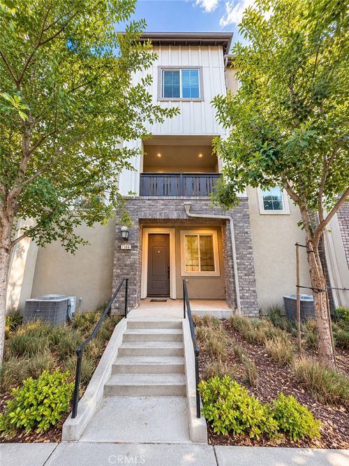 7366 Solstice Pl, Rancho Cucamonga, CA, 91739-8769 | Card Image