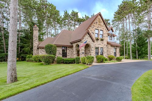 2140 Shadowview Cir, Plover, WI, 54467-2939 | Card Image