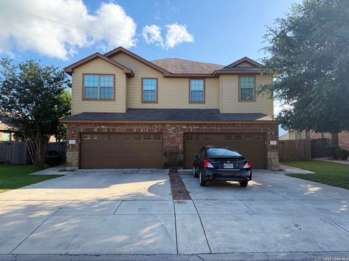 303 &amp; 305 Rosalie, New Braunfels, TX, 78130 | Card Image