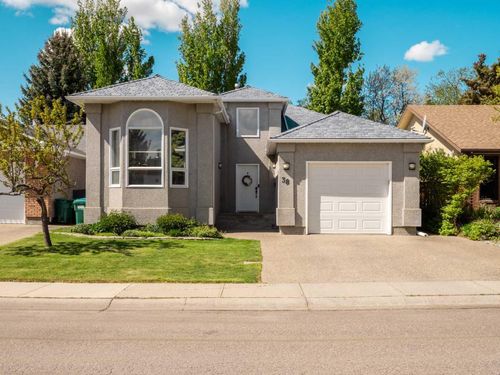 38 Edgewood Place W, Lethbridge, AB, T1K6A1 | Card Image