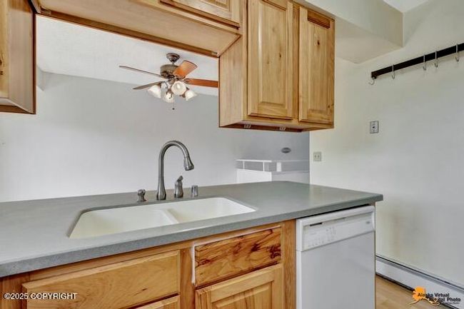 AVDP015 | Image 14
