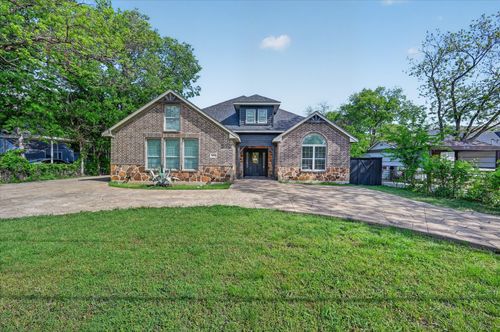 5833 Wall Ave, Haltom City, TX, 76117-4748 | Card Image