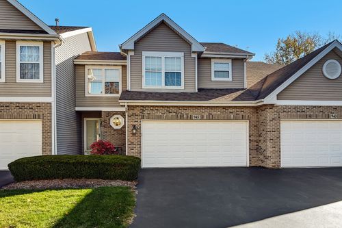 945 Willow St, Itasca, IL, 60143-2856 | Card Image