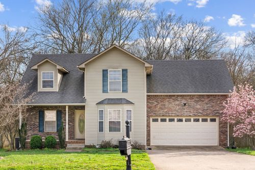 1536 Apache Way, Clarksville, TN, 37042-8178 | Card Image