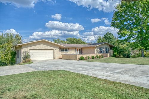 1418 Pilot Dr, Cookeville, TN, 38506-4206 | Card Image