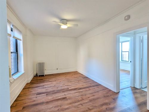 apt-6k-37 83rd St, Jackson Heights, NY, 11372-7115 | Card Image