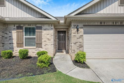 308 Fenrose Dr, Harvest, AL, 35749-2606 | Card Image