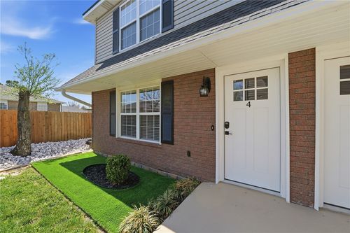 4-2400 Se Jayel Ter, Bentonville, AR, 72712-6189 | Card Image