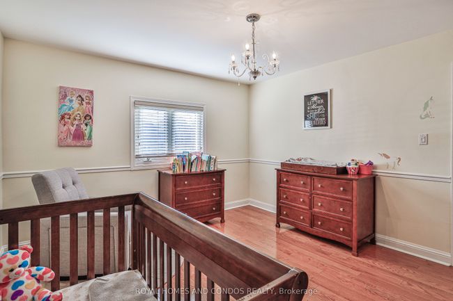 1075 Glengrove Ave, House other with 4 bedrooms, 3 bathrooms and 4 parking in North York ON | Image 21