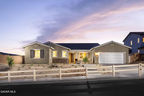 4013 Saddle Dr, Palmdale, CA, 93551-5672 | Card Image