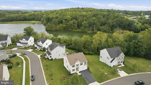 17992 Ridgewood Pl, ROUND HILL, VA, 20141-3542 | Card Image