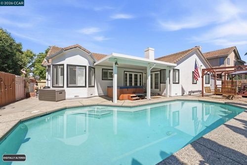 2900 Candleberry Way, Fairfield, CA, 94533-7090 | Card Image