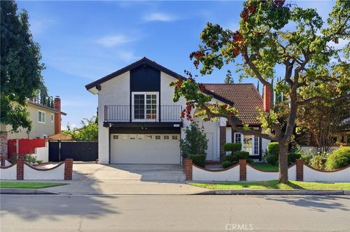 12524 Bryce Cir, Cerritos, CA, 90703-8334 | Card Image
