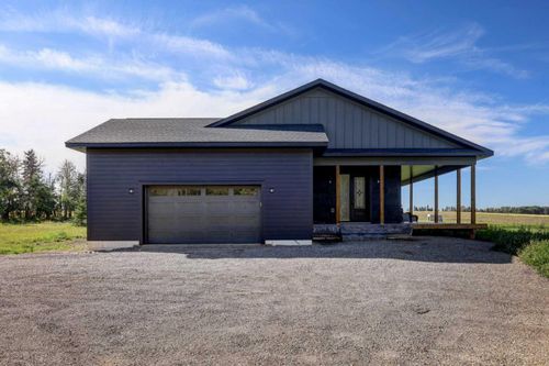 4-4141 Twp Rd 340, Rural Mountain View County, AB, T0M1C0 | Card Image