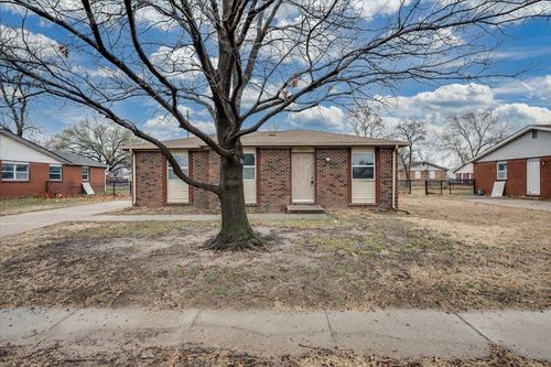 1516 E Del Mar St, Wichita, KS, 67216-1540 | Card Image
