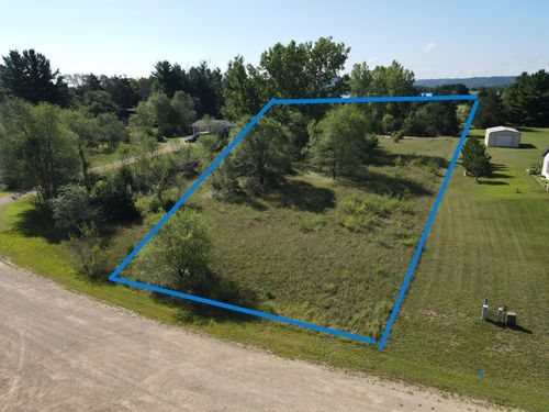 7221 155th Ave, Bay City, WI, 54723-8418 | Card Image