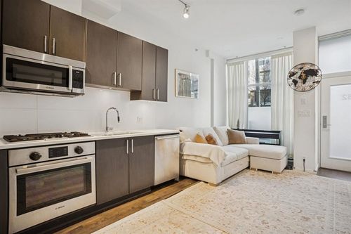 62 W 1st Ave, Vancouver, BC, V5Y0K4 | Card Image