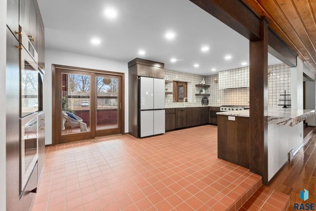 504 E Plum Creek Rd, House other with 4 bedrooms, 5 bathrooms and null parking in Sioux Falls SD | Image 6