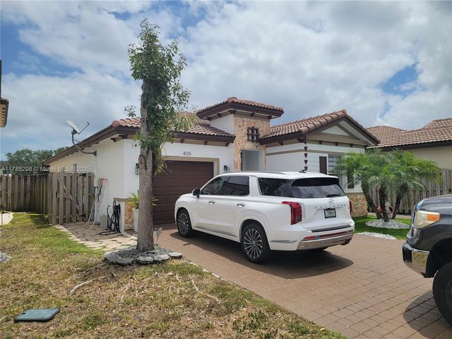 405 Ne 25 Th Ter, House other with 3 bedrooms, 2 bathrooms and null parking in Homestead FL | Image 4