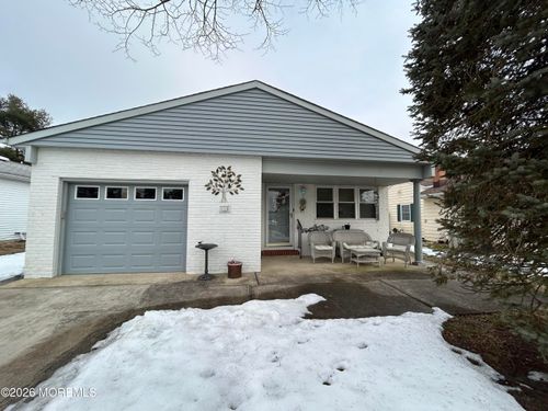 115 Cabrillo Blvd, Toms River, NJ, 08757-5704 | Card Image