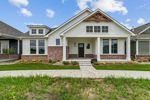 304 W Pepper Tree Rd, Andover, KS, 67002-5404 | Card Image