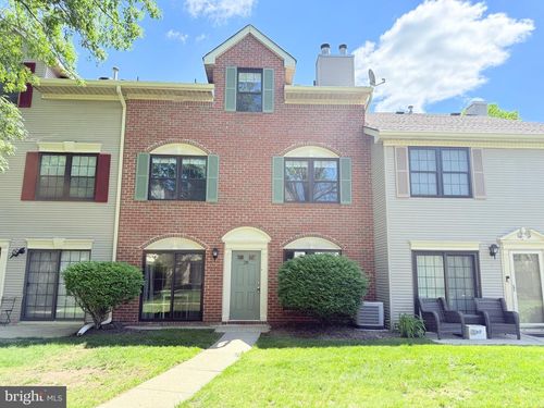 28 Drewes Ct, LAWRENCEVILLE, NJ, 08648-2627 | Card Image