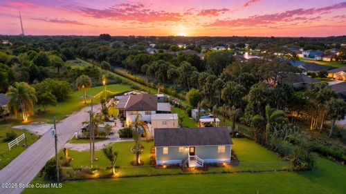 8415 59th Ave, Vero Beach, FL, 32967-5035 | Card Image