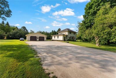 2427 Lochwinnoch Rd, House other with 3 bedrooms, 2 bathrooms and 8 parking in Renfrew ON | Image 1