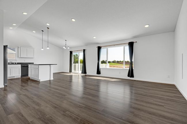 Open Floor Plan | Image 5