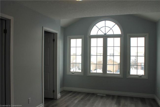 629 Windflower Cres, House other with 3 bedrooms, 3 bathrooms and 6 parking in Kitchener ON | Image 10