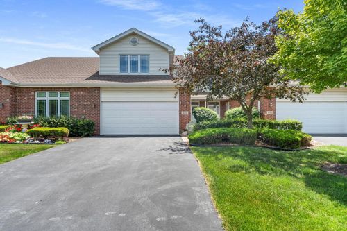 10711 Canterbury Dr, Mokena, IL, 60448-1084 | Card Image