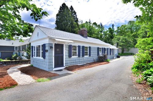 10 Toll House Lane, West Hartford, CT, 06117 | Card Image
