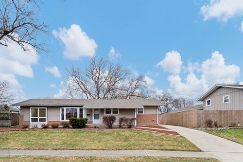 5532 La Palm Drive, Oak Forest, IL, 60452 | Card Image