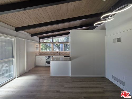 11041-2-11021 Missouri Avenue, Los Angeles, CA, 90025 | Card Image