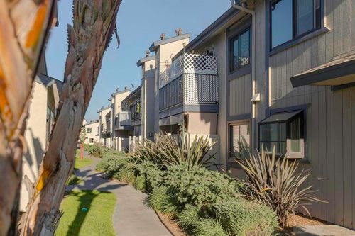 160-12650 Lakeshore Dr, Lakeside, CA, 92040-3270 | Card Image
